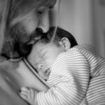 Sabibouphoto Sabine Bourdoulous famille bébé photo reportage portrait noir et blanc